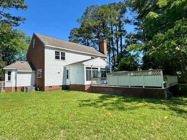 820 Spruce Forest CT, Chesapeake, VA 23322
