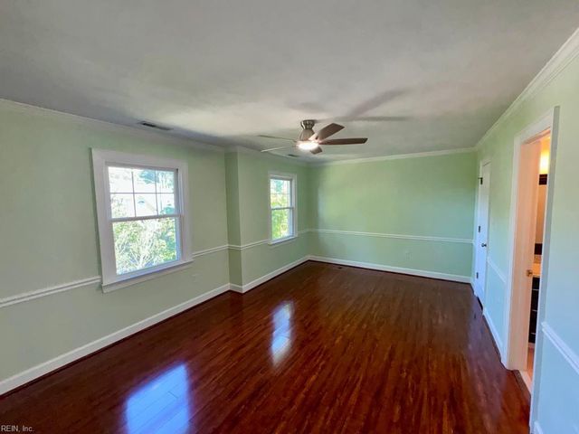 820 Spruce Forest CT, Chesapeake, VA 23322