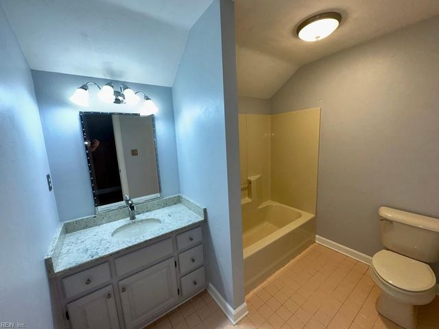 820 Spruce Forest CT, Chesapeake, VA 23322