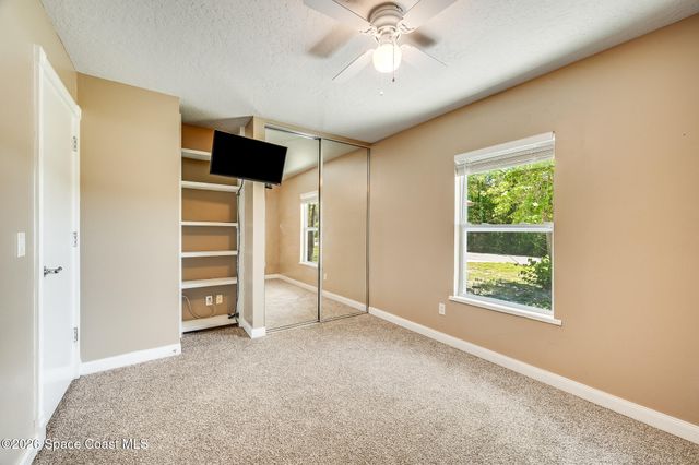 1631 Santonian Street SE, Palm Bay, FL 32909