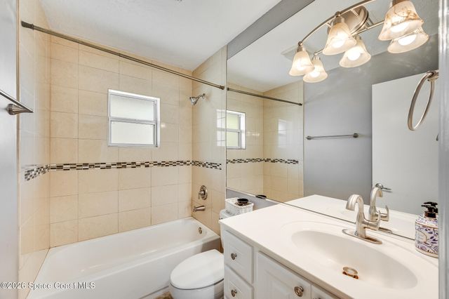 1631 Santonian Street SE, Palm Bay, FL 32909