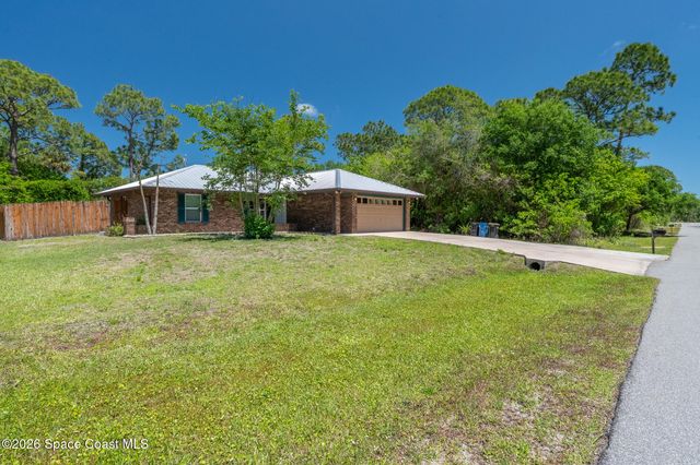 1631 Santonian Street SE, Palm Bay, FL 32909