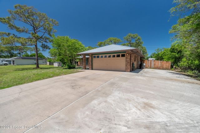 1631 Santonian Street SE, Palm Bay, FL 32909