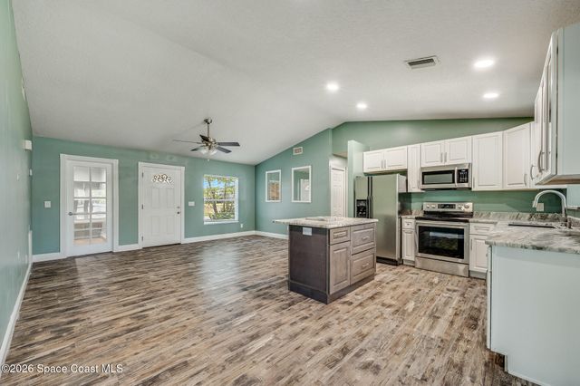 1631 Santonian Street SE, Palm Bay, FL 32909