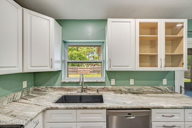 1631 Santonian Street SE, Palm Bay, FL 32909