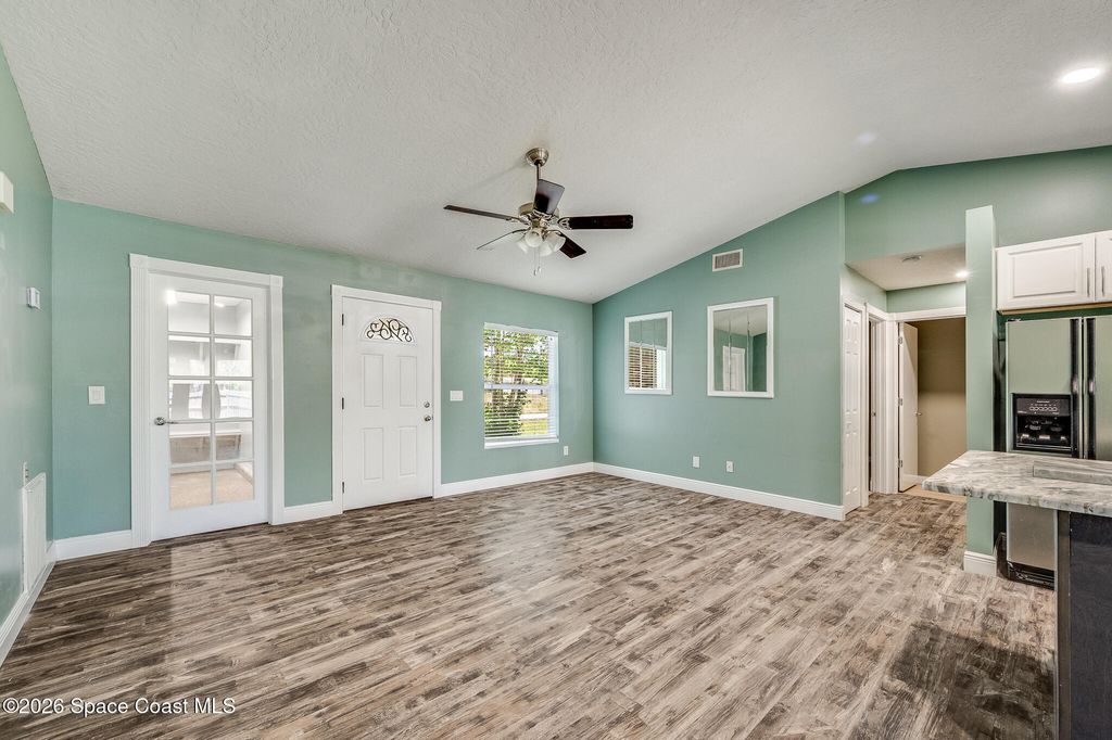 1631 Santonian Street SE, Palm Bay, FL 32909
