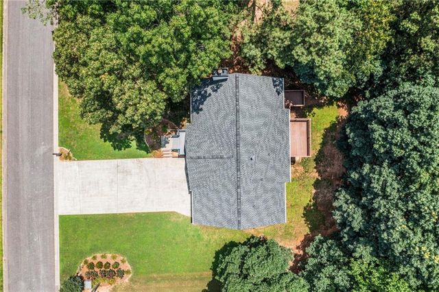 327 Red Fox Drive, Canton, GA 30114