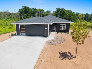 4001 ANTWERP AVENUE #7, Howard, WI 54313