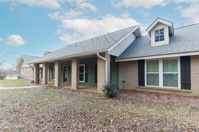 5285 Williamson Road, Clinton, MS 39056
