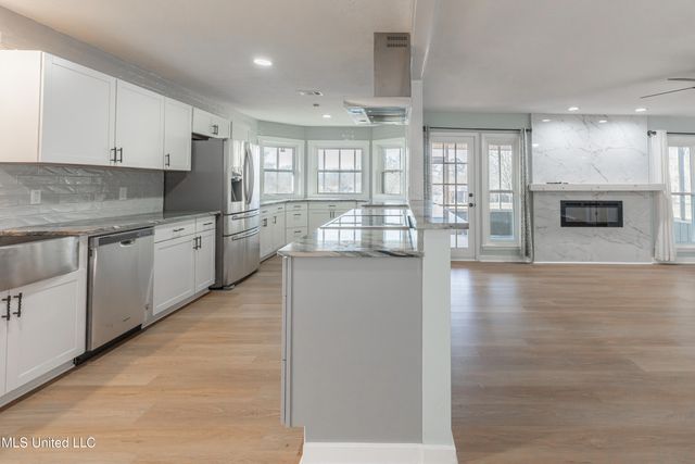 5285 Williamson Road, Clinton, MS 39056