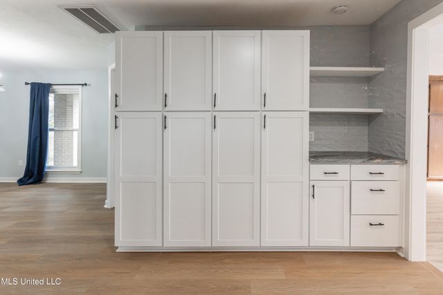 5285 Williamson Road, Clinton, MS 39056