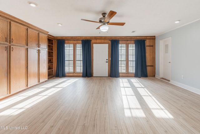 5285 Williamson Road, Clinton, MS 39056