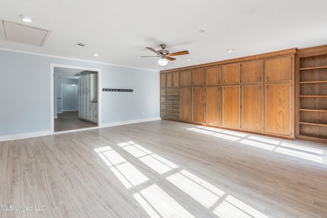 5285 Williamson Road, Clinton, MS 39056