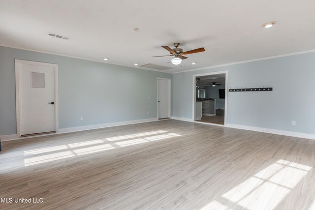 5285 Williamson Road, Clinton, MS 39056