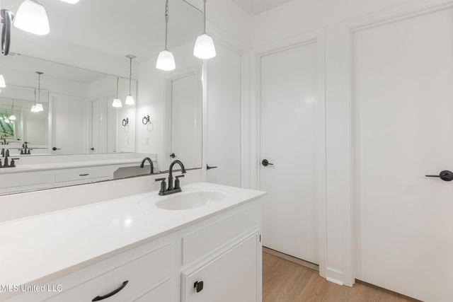 5285 Williamson Road, Clinton, MS 39056