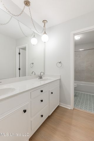 5285 Williamson Road, Clinton, MS 39056