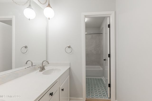 5285 Williamson Road, Clinton, MS 39056