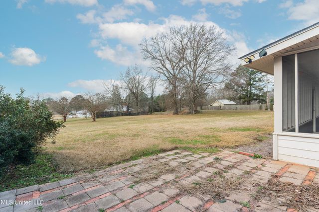 5285 Williamson Road, Clinton, MS 39056