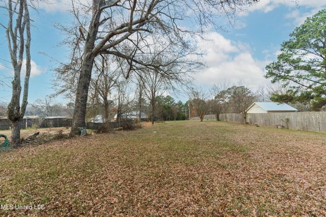 5285 Williamson Road, Clinton, MS 39056
