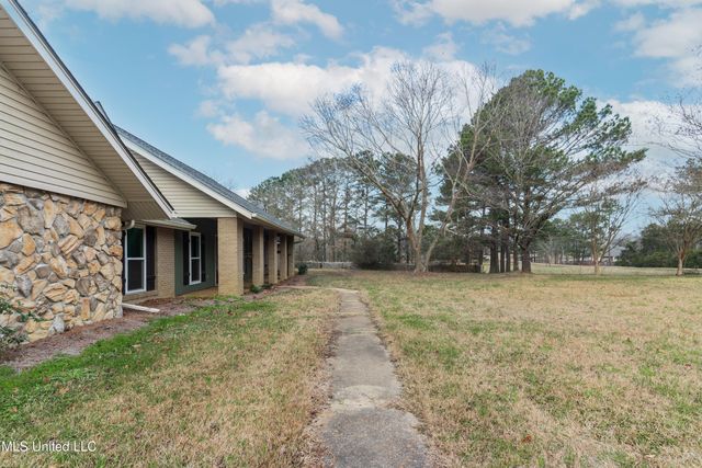 5285 Williamson Road, Clinton, MS 39056