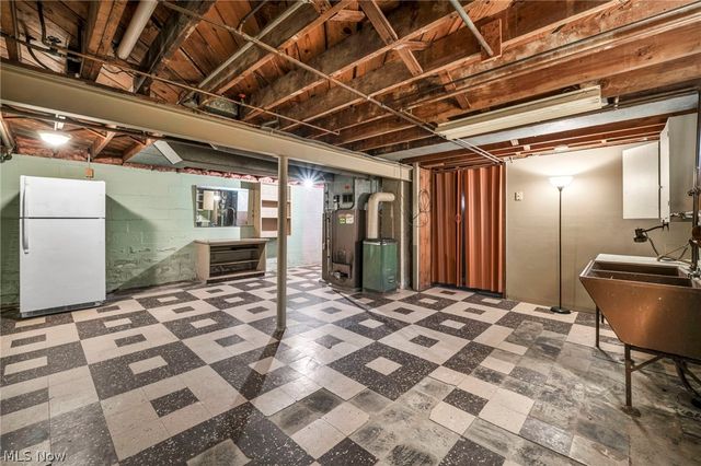 7181 York Road, Parma, OH 44130