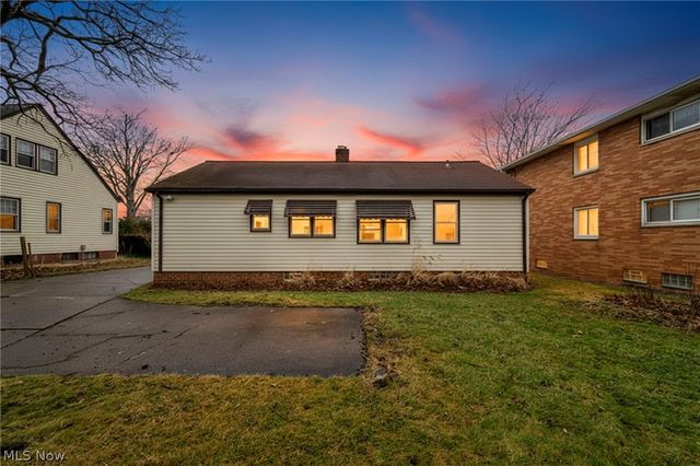 7181 York Road, Parma, OH 44130