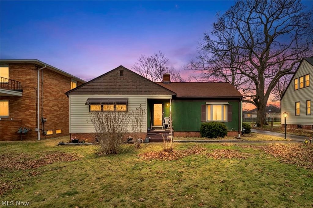 7181 York Road, Parma, OH 44130