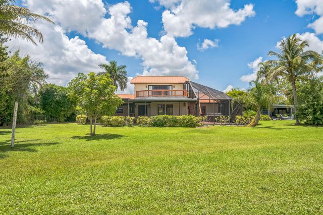 3142 SE Monte Vista Court, Port St Lucie, FL 34952