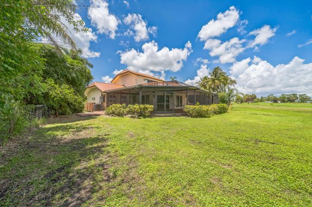 3142 SE Monte Vista Court, Port St Lucie, FL 34952