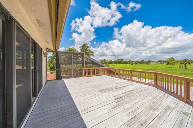 3142 SE Monte Vista Court, Port St Lucie, FL 34952