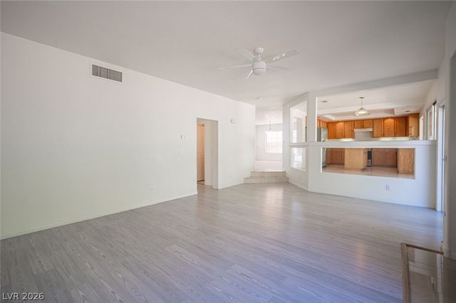8512 Copper Ridge Avenue, Las Vegas, NV 89129