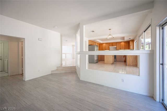8512 Copper Ridge Avenue, Las Vegas, NV 89129