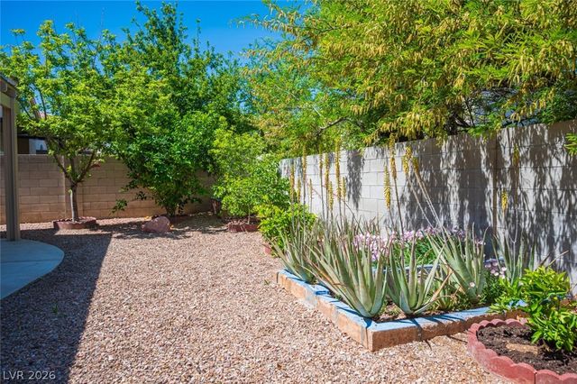 8512 Copper Ridge Avenue, Las Vegas, NV 89129