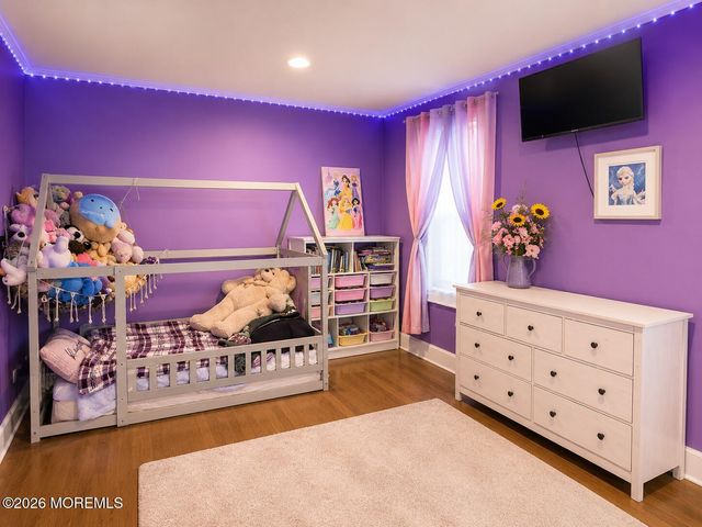 26 Florence Avenue, Leonardo, NJ 07737