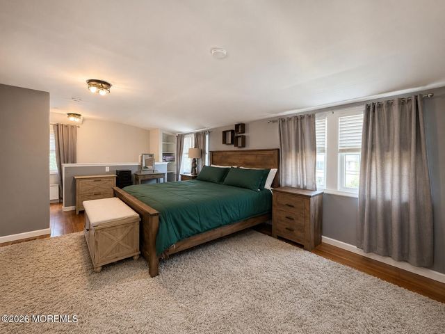 26 Florence Avenue, Leonardo, NJ 07737