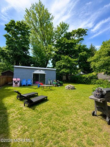 26 Florence Avenue, Leonardo, NJ 07737