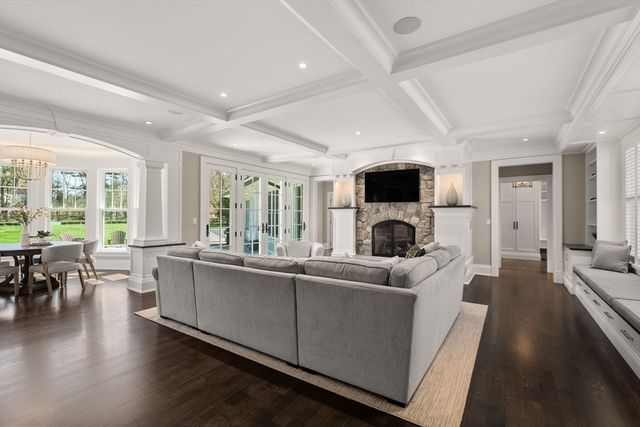 111 Summer St, Westwood, MA 02090