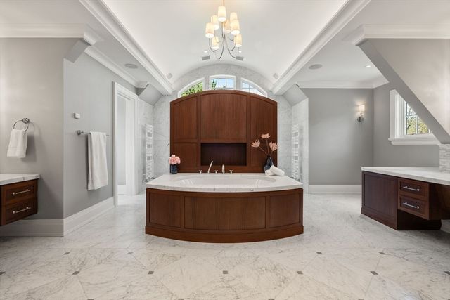 111 Summer St, Westwood, MA 02090