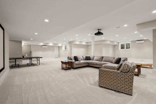111 Summer St, Westwood, MA 02090