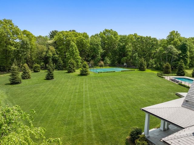 111 Summer St, Westwood, MA 02090