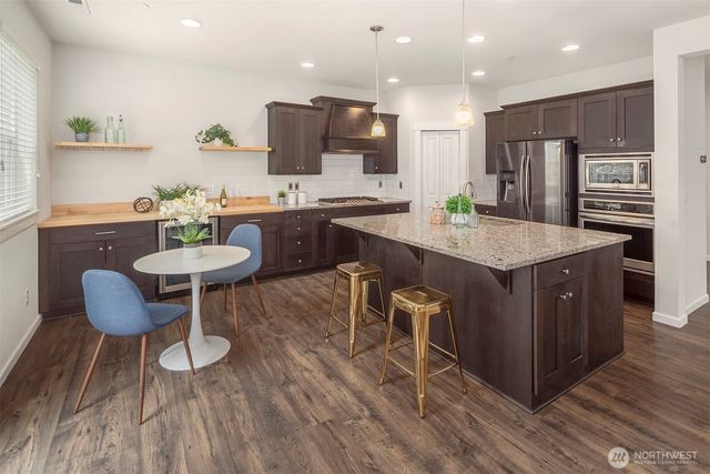 22803 SE 262nd Court, Maple Valley, WA 98038
