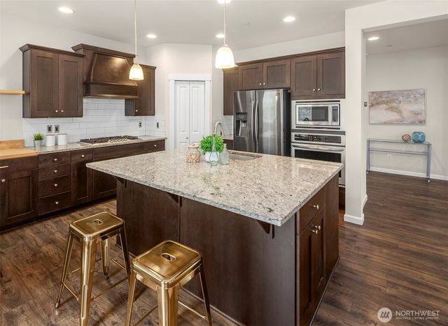 22803 SE 262nd Court, Maple Valley, WA 98038