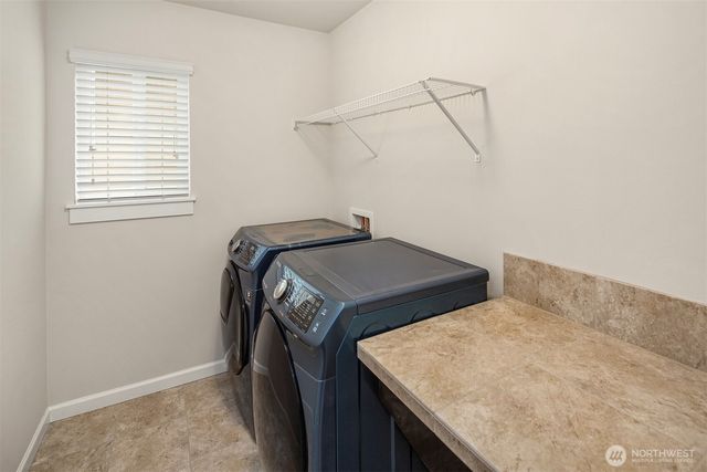 22803 SE 262nd Court, Maple Valley, WA 98038