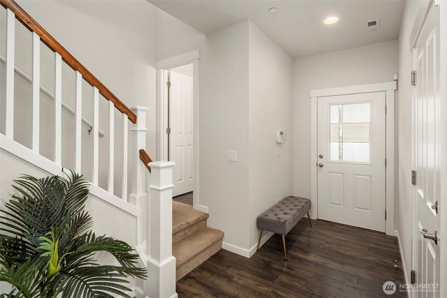 22803 SE 262nd Court, Maple Valley, WA 98038