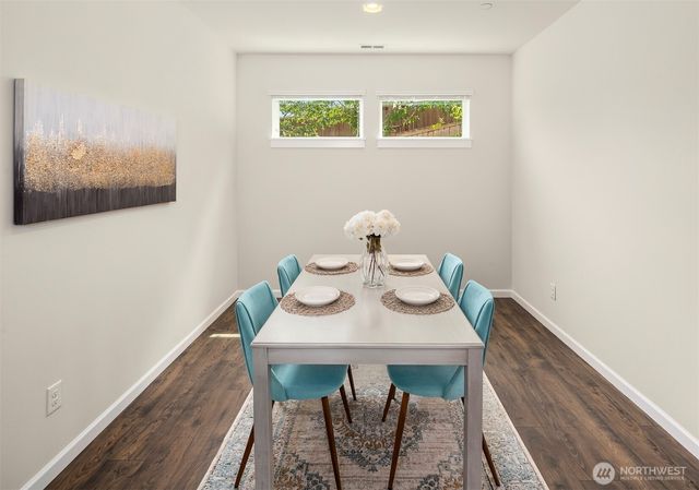 22803 SE 262nd Court, Maple Valley, WA 98038