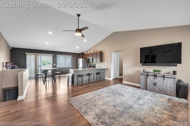 47 Old Carriage Lane, Lapeer, MI 48446
