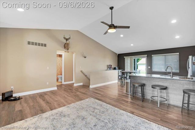 47 Old Carriage Lane, Lapeer, MI 48446