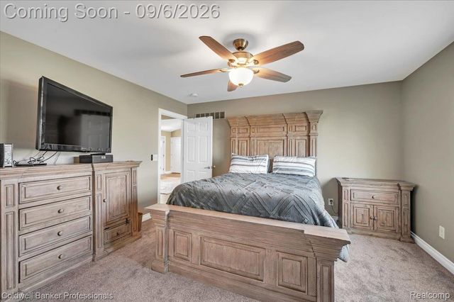 47 Old Carriage Lane, Lapeer, MI 48446