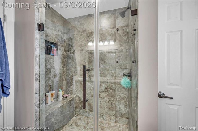 47 Old Carriage Lane, Lapeer, MI 48446