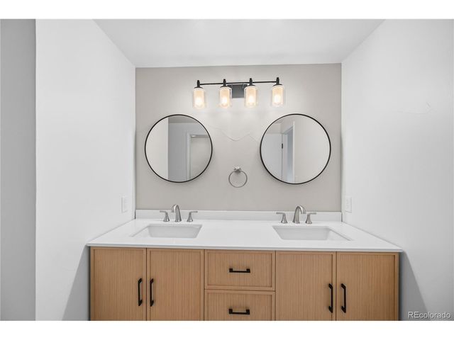 8898 Cactus Flower Way, Littleton, CO 80126